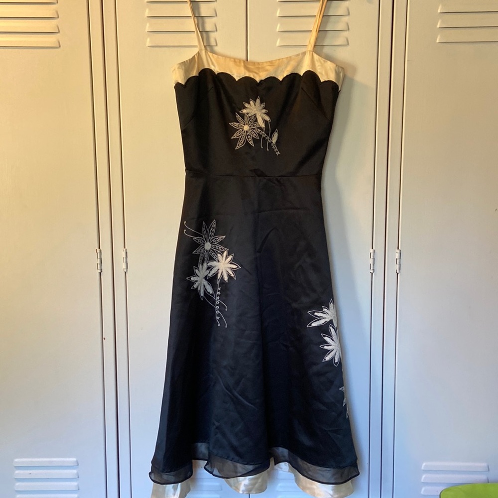 White House Black Market | NWT | Vintage satin fit and flare dress.